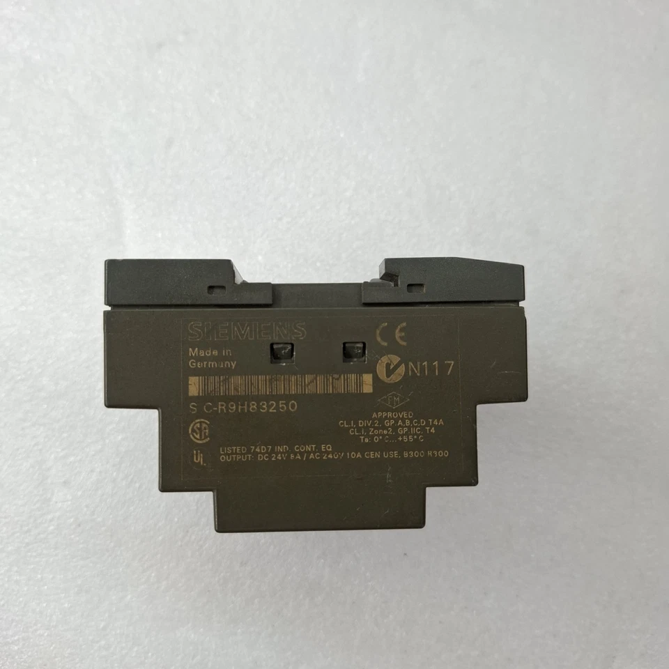 SIEMENS 6ED1052-1FB00-0BA3 LOGO 230RC AC/DC 115 240V FAST SHIP